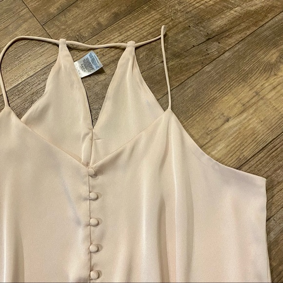 SOLD 💕NWT Express Button Front Light Pink Satin Barcelona Cami - Picture 5 of 14